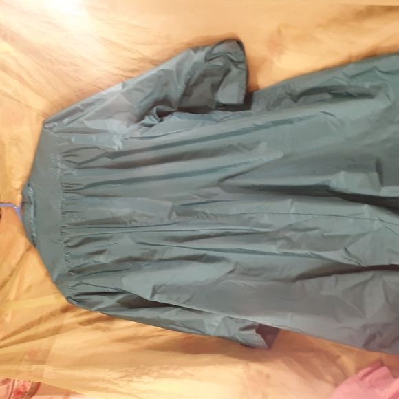 Coat - Picture 7 of 10